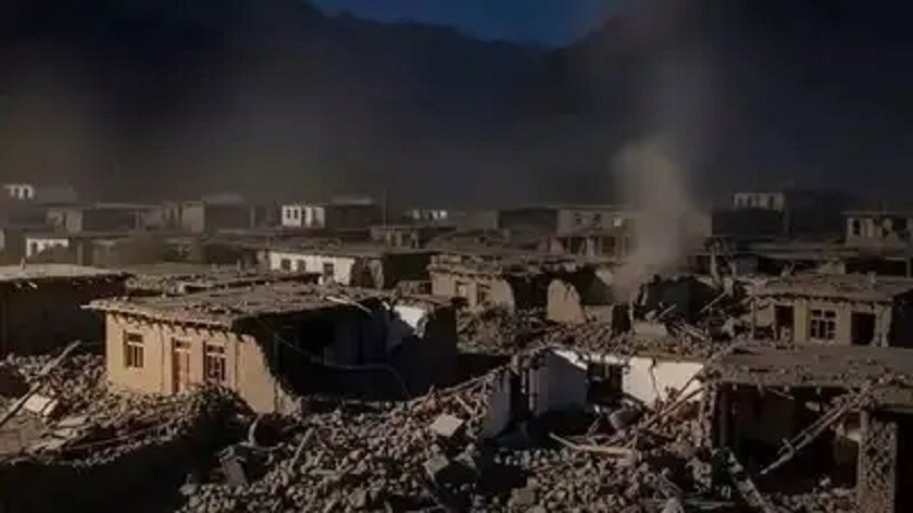   अफगानिस्तानमा भूकम्पमा परेर मृत्यु हुनेको संख्या ९०० पुग्यो