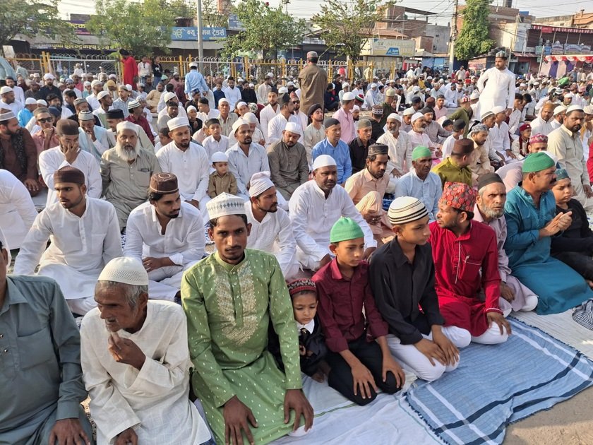 नेपालगञ्जमा धुमधामले मनायो बकर इद