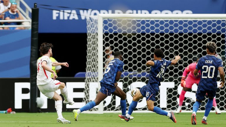 England Extends Lead to 3-0 Against France in FIFA World Cup 2026 Bronze Medal Match