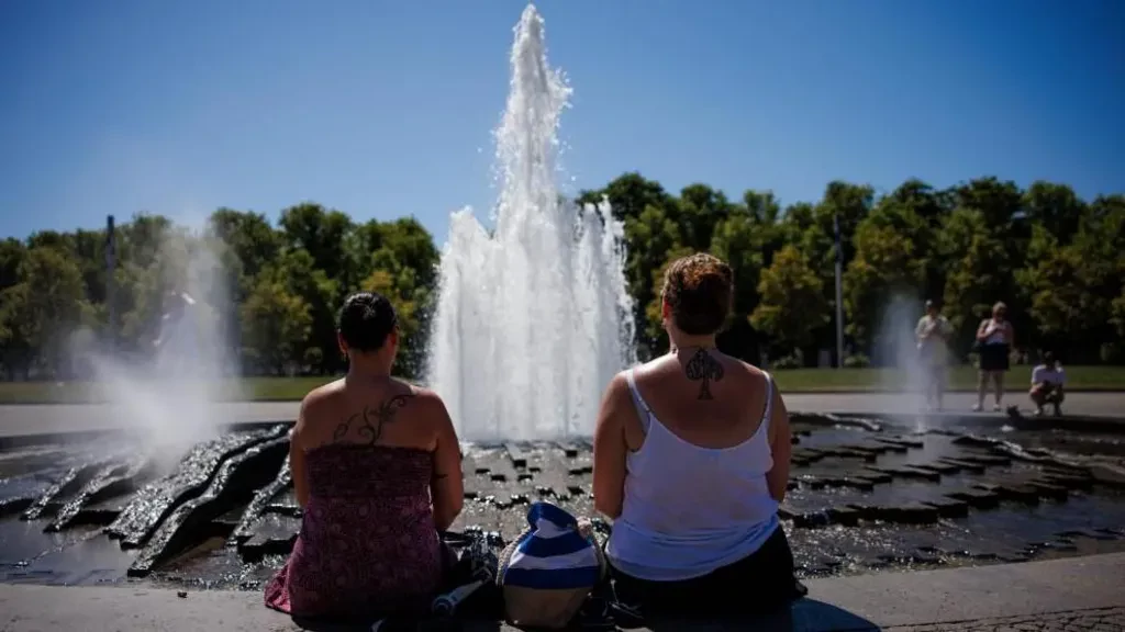 Europe Records Record Temperatures, Heatwave Causes Deaths