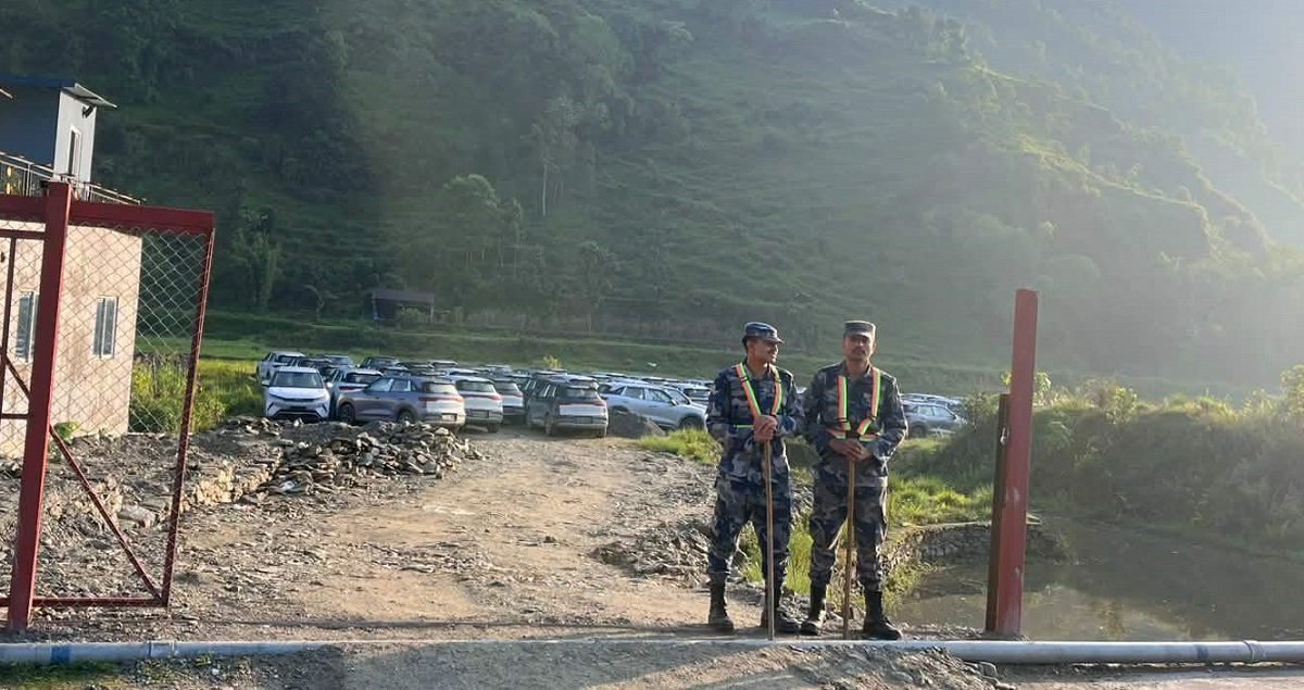 Investigation Committee Arrives in Mustang to Probe Seized Electric Vehicles