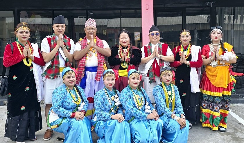 थाइल्यान्डमा लोक सांस्कृतिक कार्यक्रम देखाएर फर्कियो एभरेस्ट कल्चरल ग्रुप