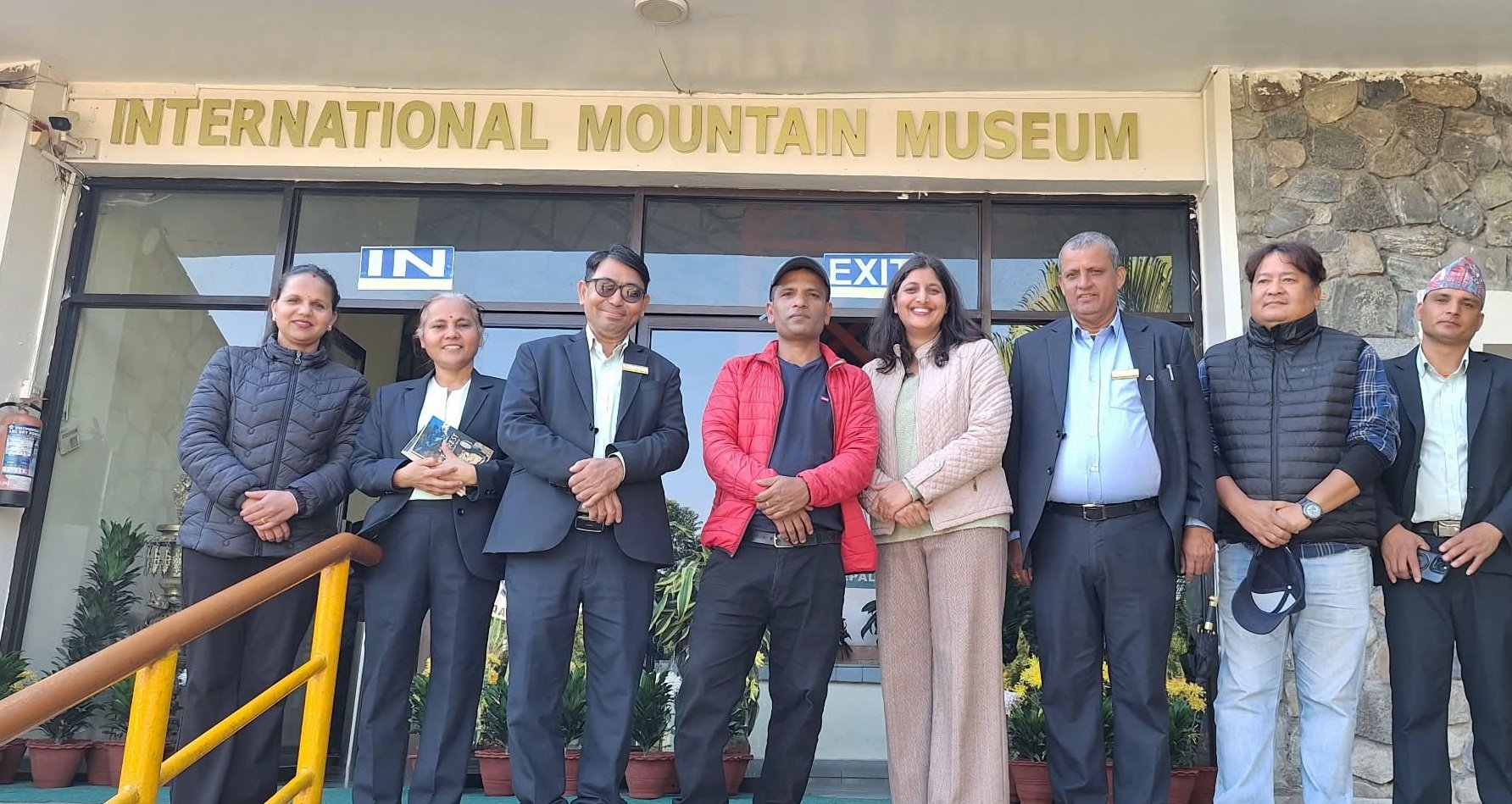 अन्तर्राष्ट्रिय पर्वत सङ्ग्रहालयमा अशोकको एभरेस्ट विमोचन