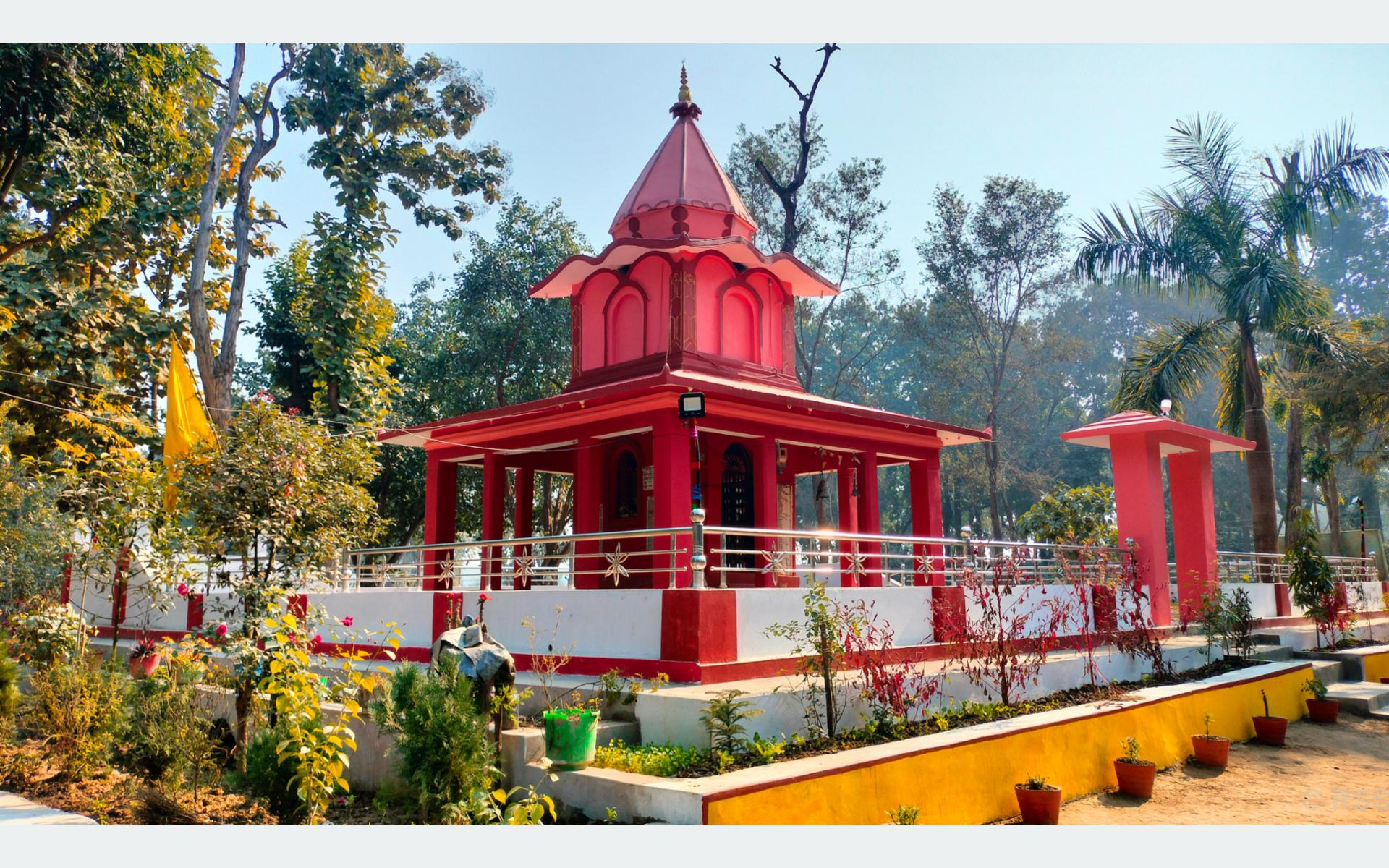 चन्दा उठाएर रामजानकी मन्दिर मर्मत