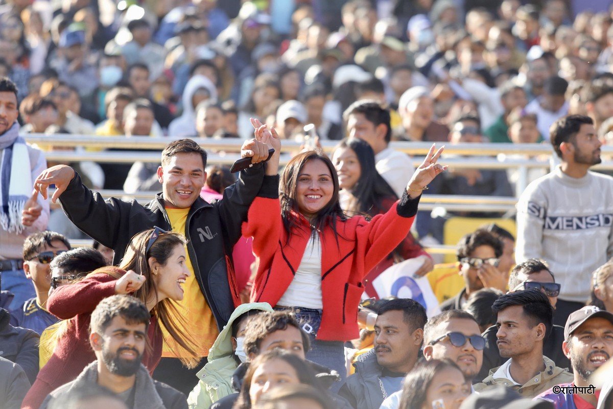 fans (15)