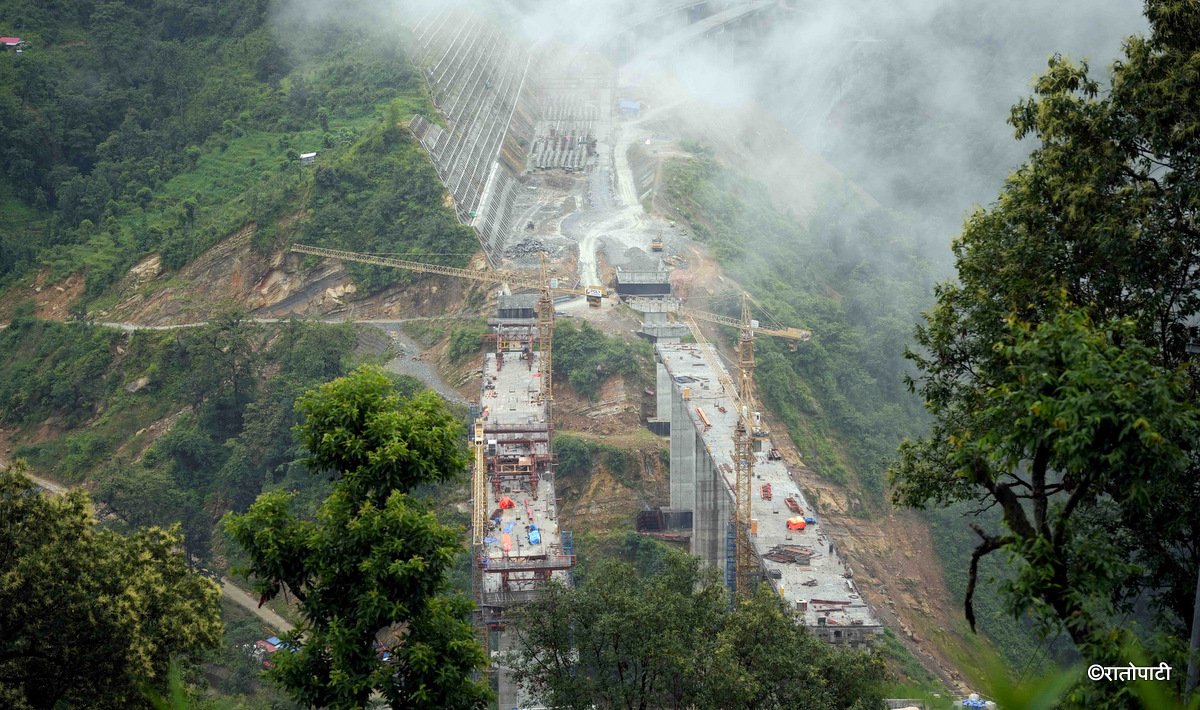 तस्बिरमा हेर्नुहोस् काठमाडौँ–तराई/मधेस द्रुतमार्गको काम