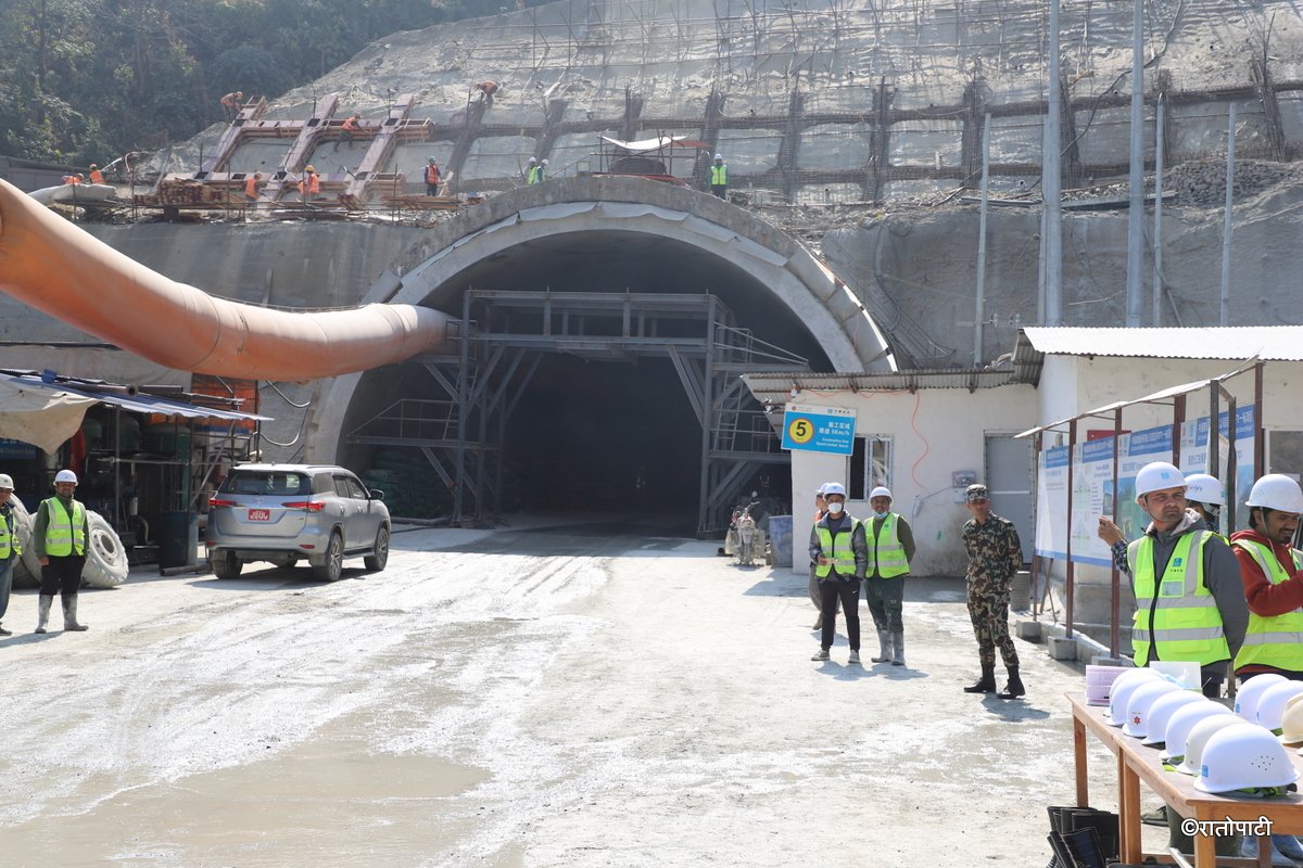 fast track tunnel surung (1)