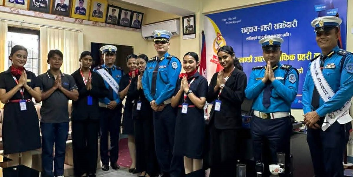 Traffic Police Organize Awareness Program with Air Hostesses
