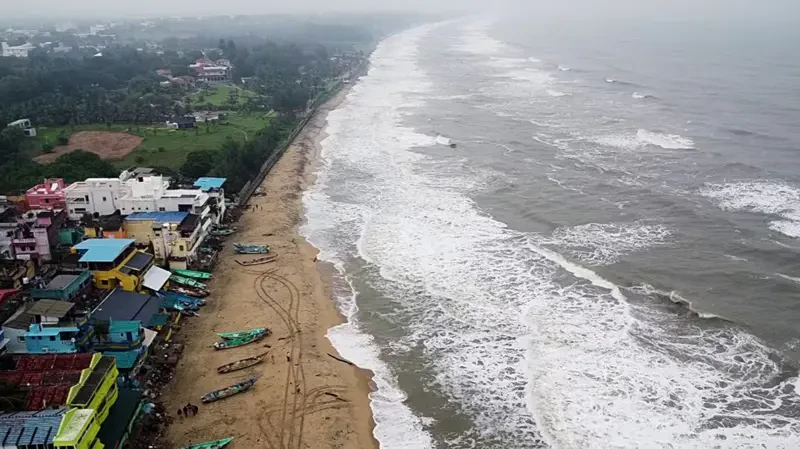 चक्रवाती आँधी फेङ्गल आज तमिलनाडु-पुडुचेरीको तटमा आइपुग्ने