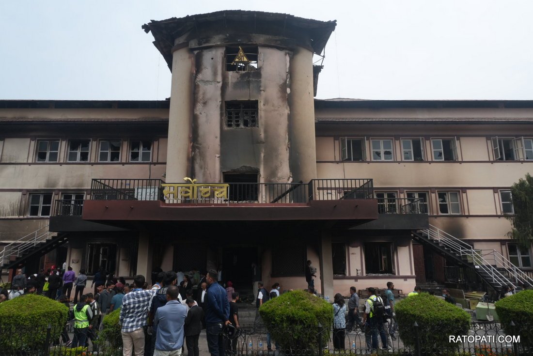   जेनजी आन्दोलनको एक महिनापछि लयमा फर्किँदै सर्वोच्च अदालत