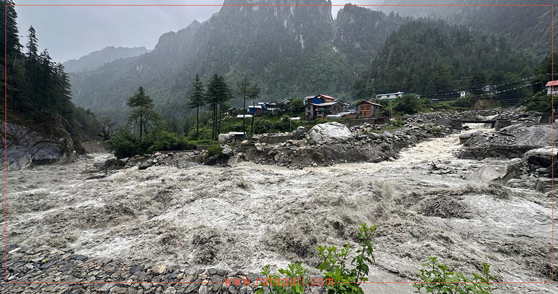 देशका ३१ स्थानमा भारी वर्षा : नदी तथा खोलामा भीषण बाढी, चेतावनी जारी