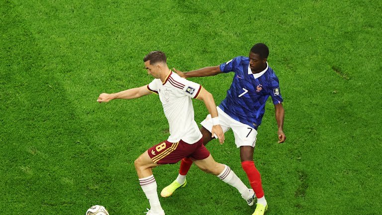 Spain Leads France 1-0 at Halftime in FIFA World Cup 2026 Semifinal