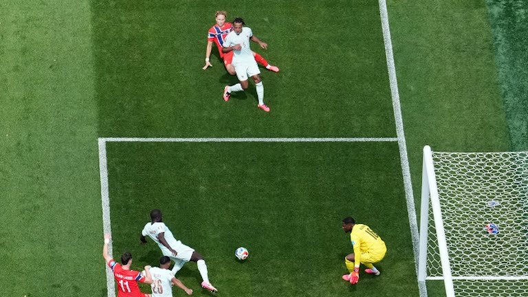France Defeats Norway 4-1 in FIFA World Cup Qualifier