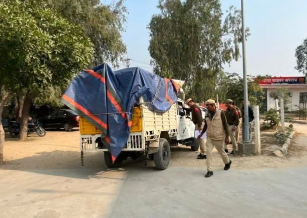 आमा र छिमेकीको शव गाडीमा हालेर जब प्रहरी चौकीमा पुगे एक युवक