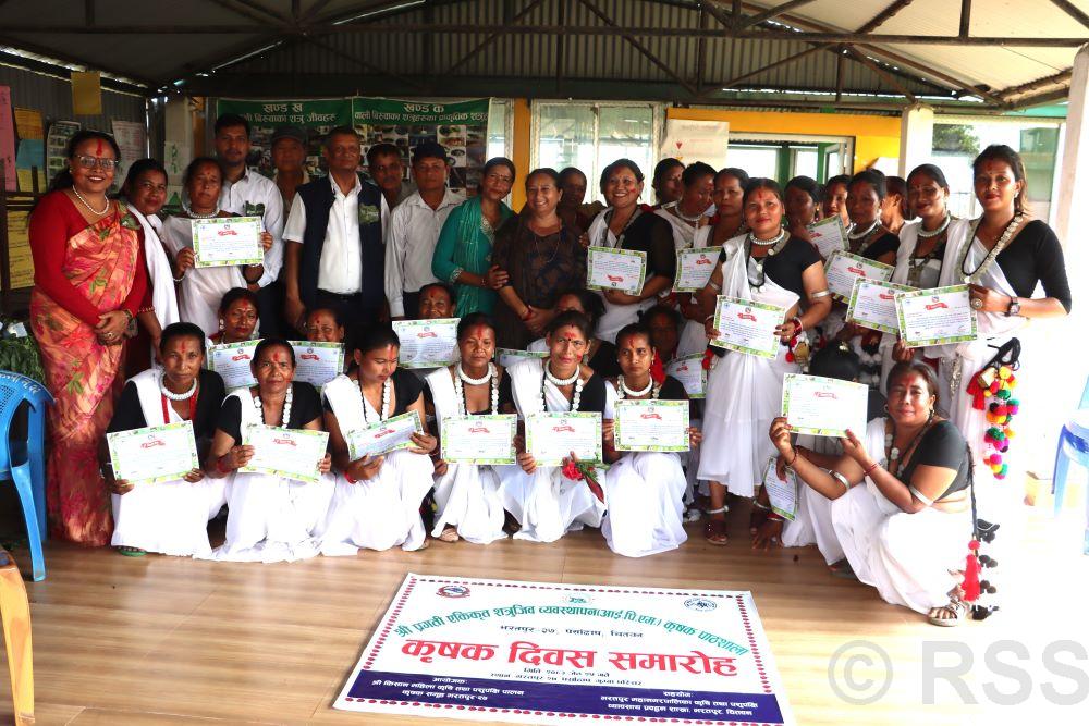 ‘आइपीएम’ पद्धतितर्फ आकर्षित गर्न किसानलाई सोह्र हप्ते तालिम