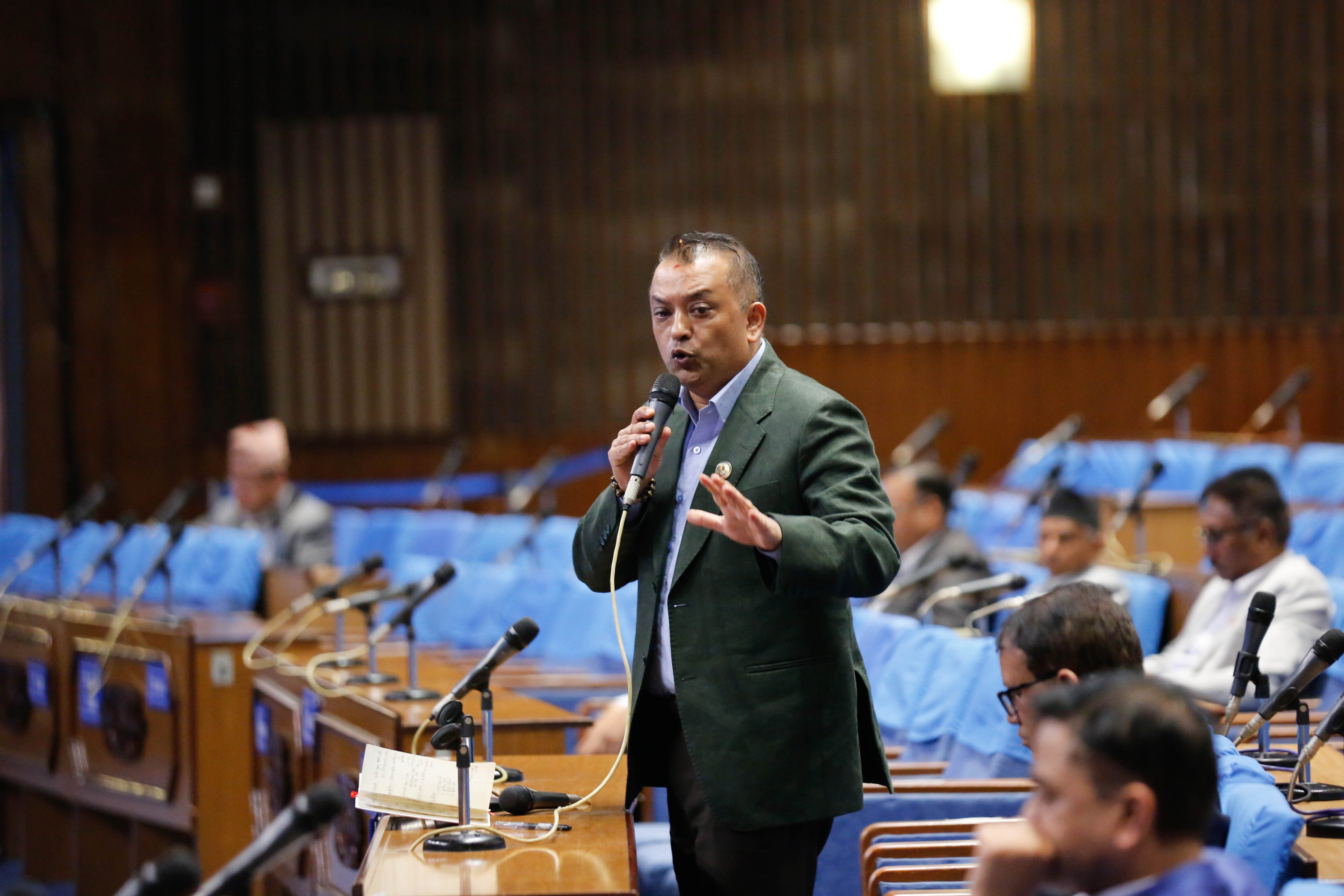 gagan thapa