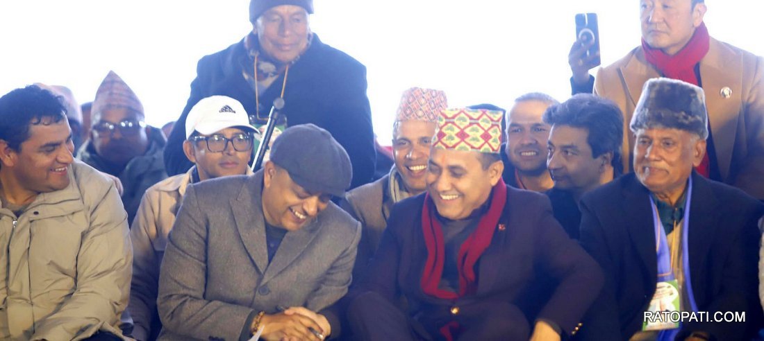 कांग्रेस विभाजित : मध्यरातमा गगन थापाको नेतृत्वमा नयाँ कार्यसमिति घोषणा