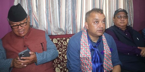 पूर्वप्रधानमन्त्री नेपालमाथिको मुद्दा सम्मानपूर्वक निरुपण हुनुपर्छ : महामन्त्री थापा