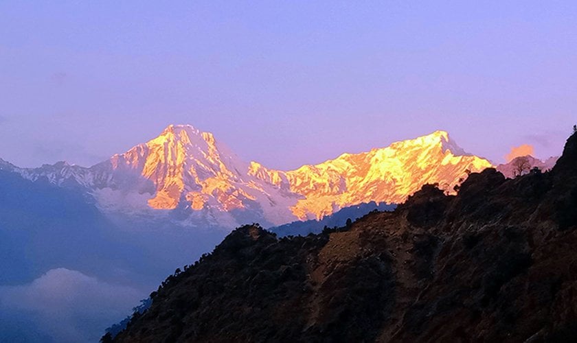 उद्धार गर्न गएको हेलिकप्टर खराब मौसमका कारण फर्कियो