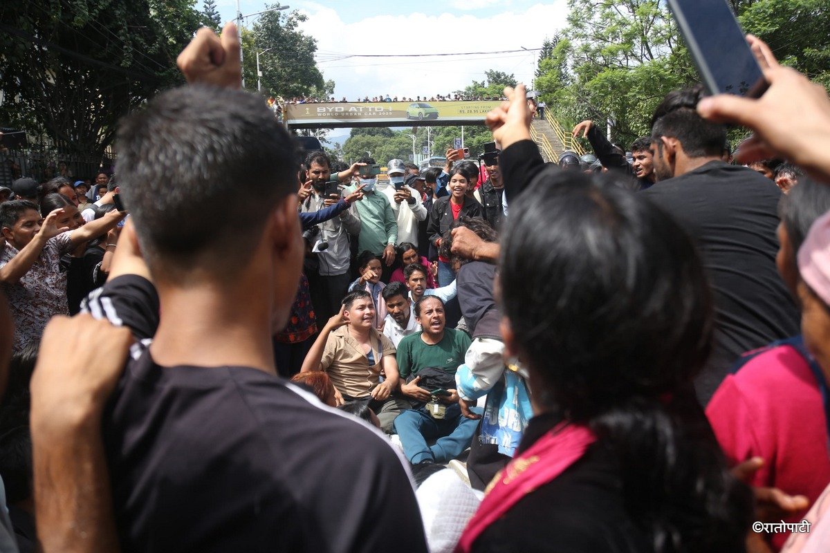 ganesh nepali family protest (1)