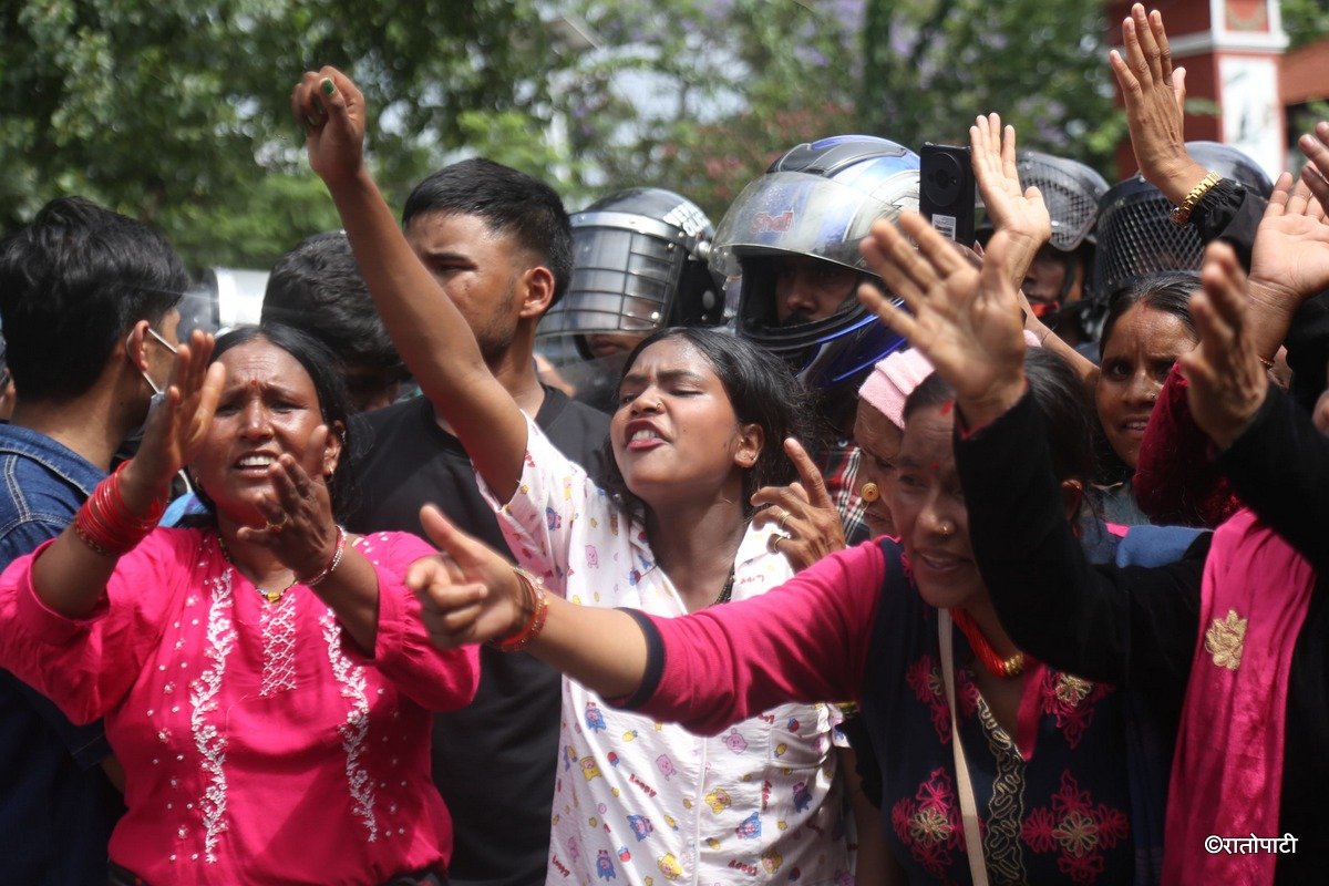 ganesh nepali family protest (3)