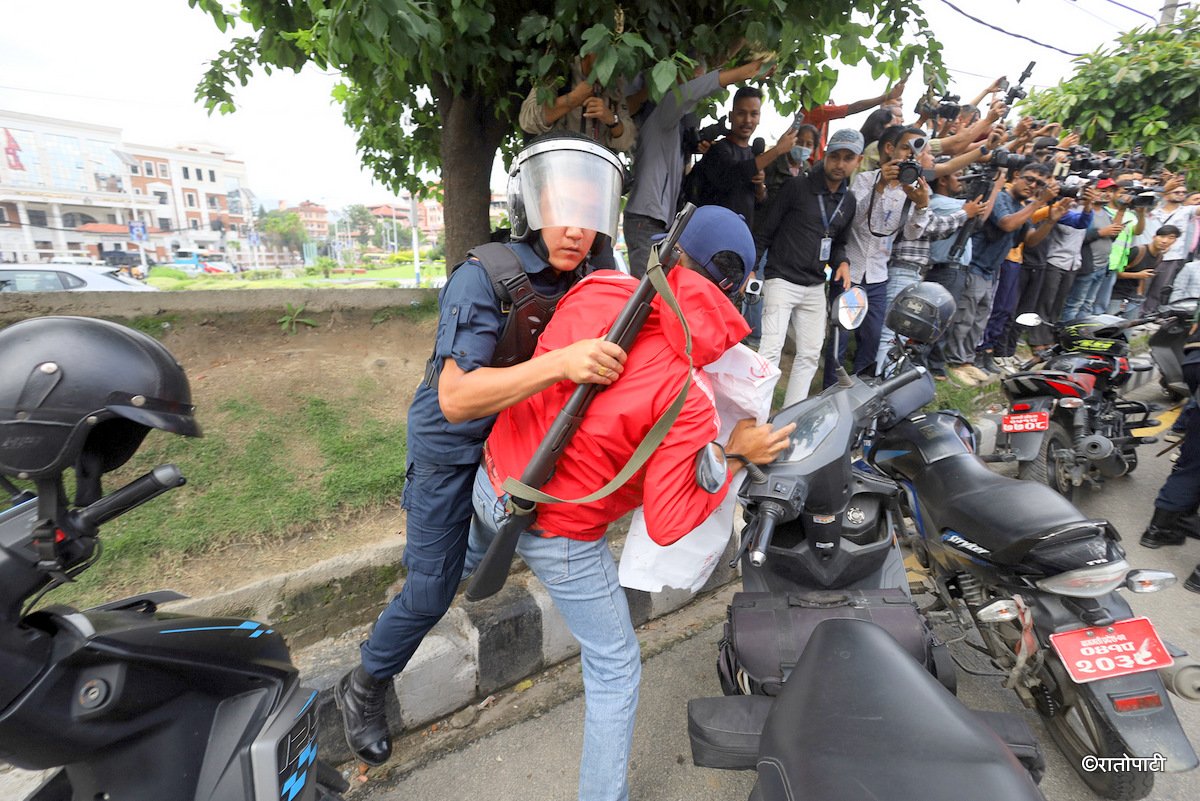 ganesh nepali protest (16)