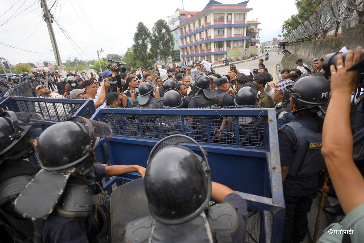 ganesh nepali protest (19)
