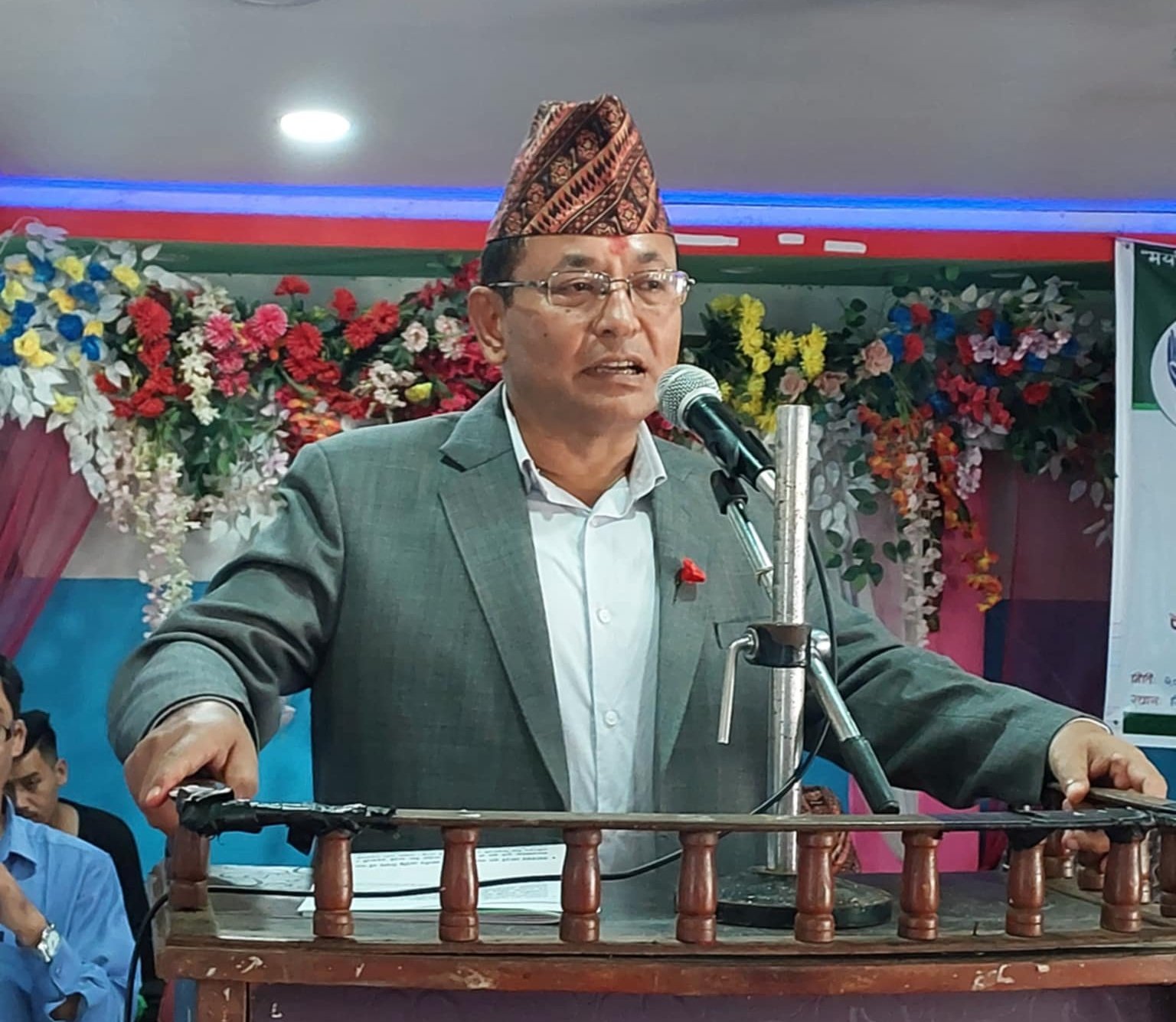   समस्याग्रस्त सहकारी सञ्चालकको सम्पत्तिबाट बचतकर्ताको बचत फिर्ता गर्नुपर्छ : सचिव श्रेष्ठ