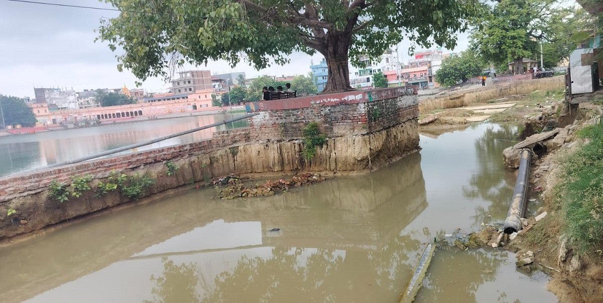   अदालतले ‘यथास्थितिमा राख्नू’ भनेपछि गंगा सागरको डिल धराप हुँदासमेत मर्मतमा आनाकानी