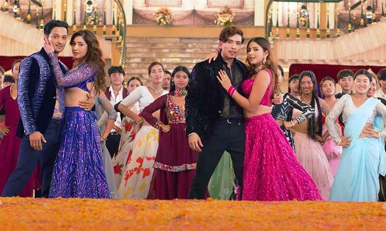 यस्तो छ ‘वर एण्ड बधु’को नयाँ गीत ‘इतिहासमा चर्चा चल्छ यही बिहेको नामले’