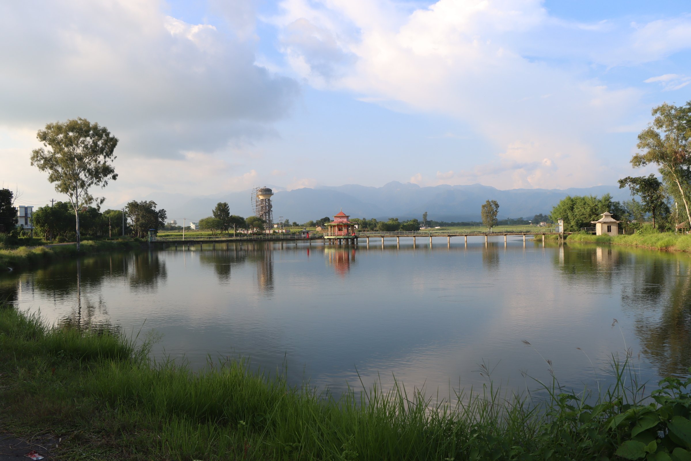 तुलसीपुरस्थित गौरीगाउँ ताल ओझेलमा