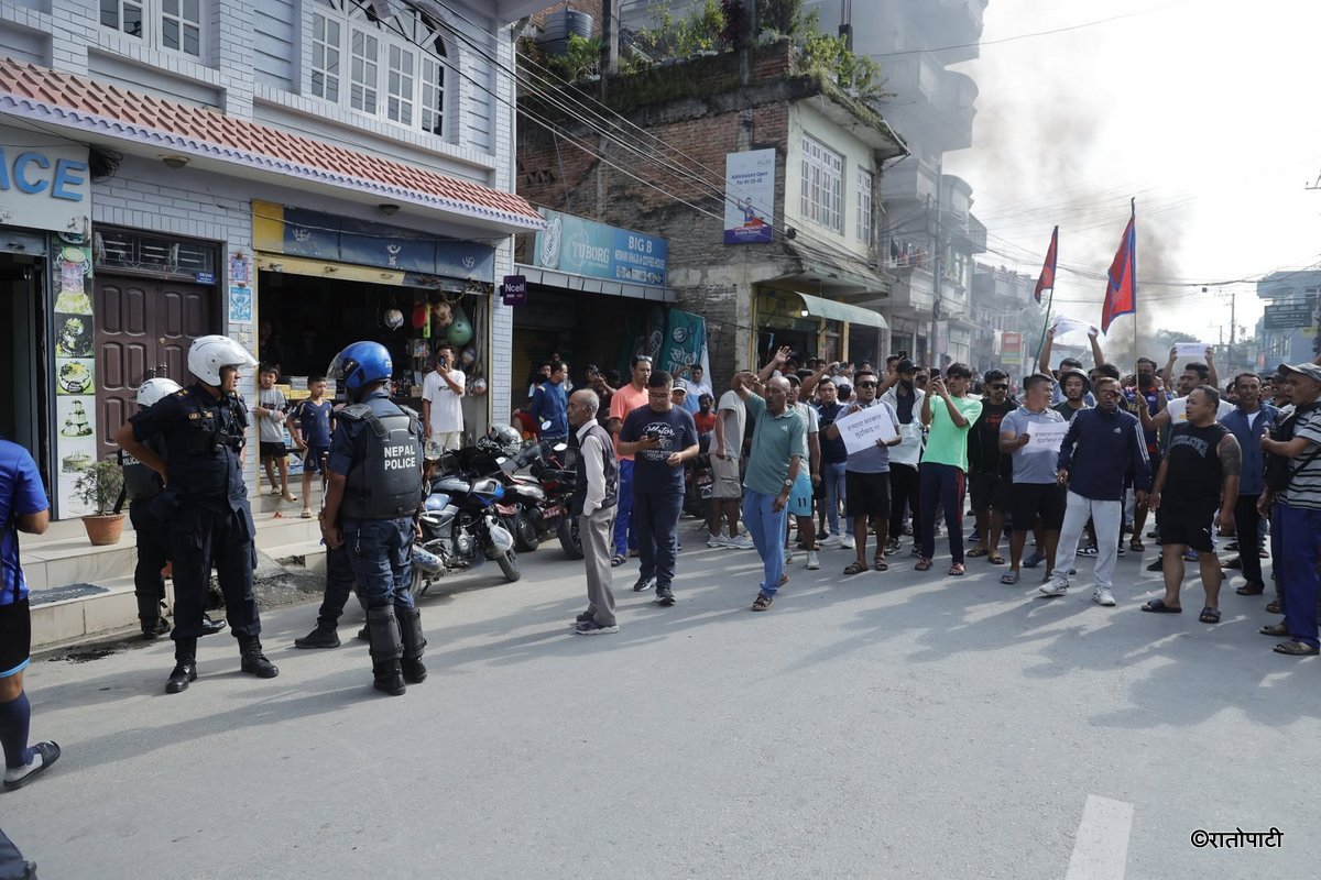  जेनजी प्रदर्शनमा लुटिएका ७१८ थान हतियार फिर्ता