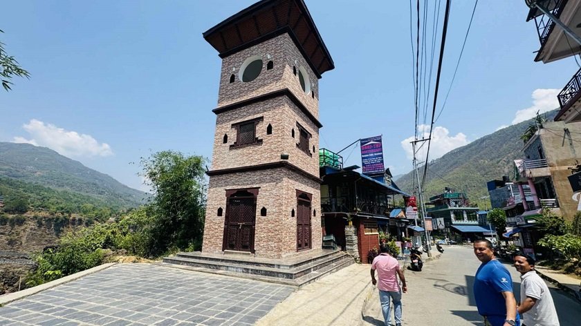 कुश्मा बजारको घण्टाघर दुई वर्षदेखि प्रयोगहीन