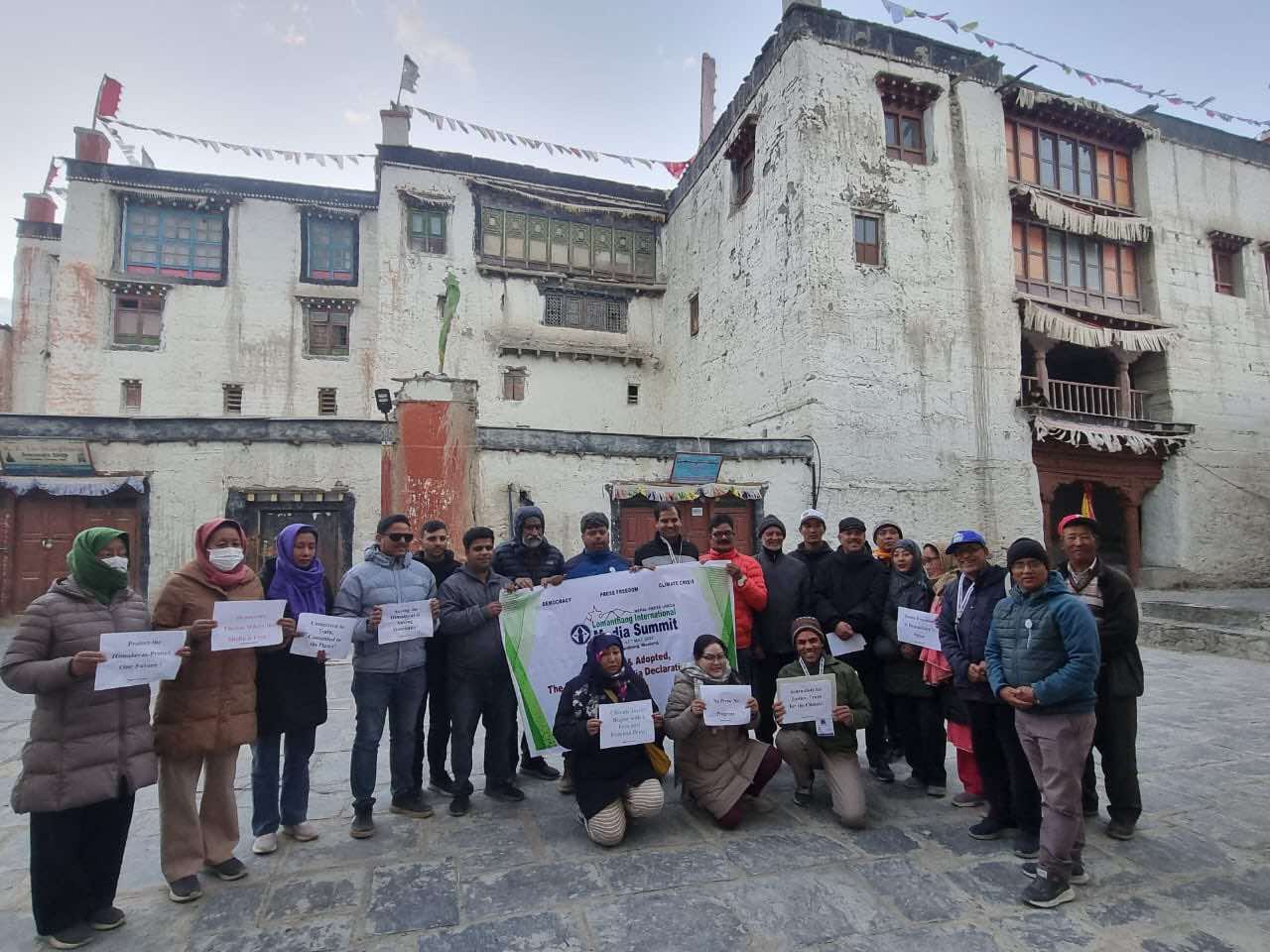 जलवायु संकट समाधानका लागि लोमन्थाङ घोषणापत्र जारी