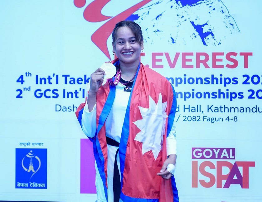 माउन्ट एभरेष्ट अन्तर्राष्ट्रिय तेक्वान्दोः नेपालकी गीता विष्टलाई रजत