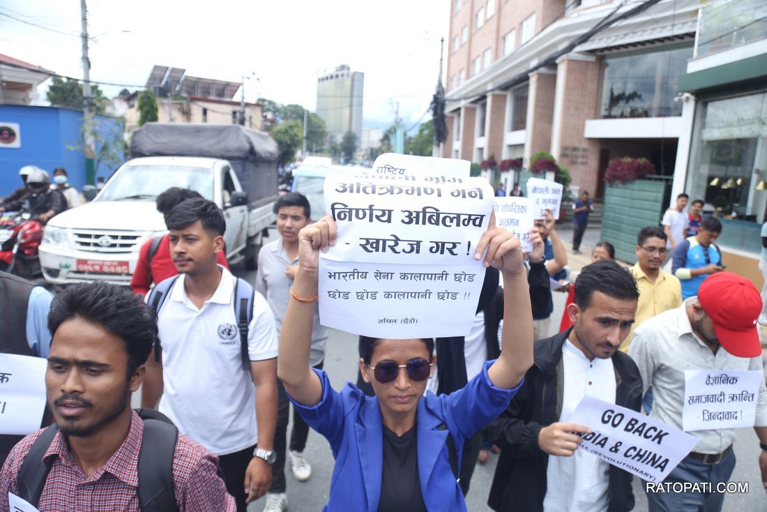 go back india china (18)