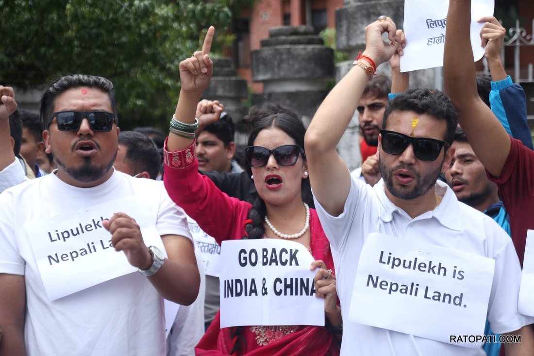 go back india china (3)