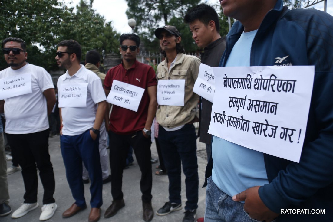 go back india china (4)