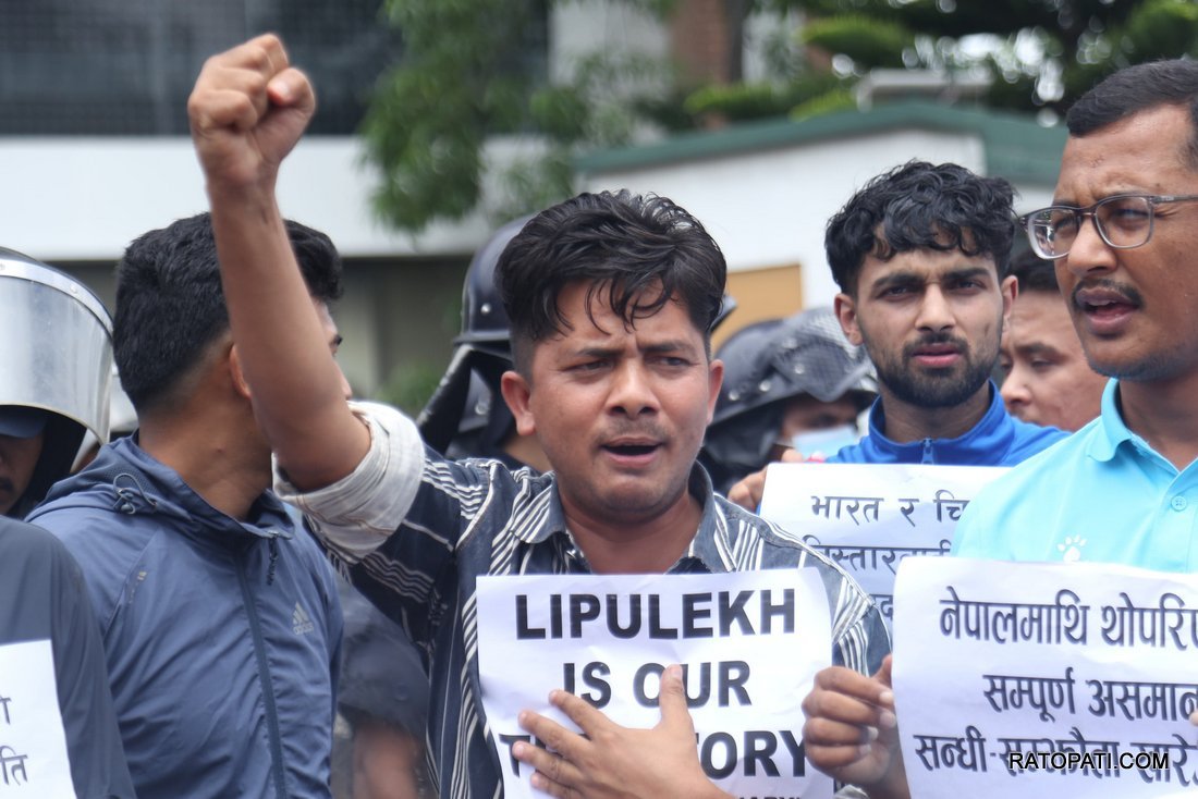 go back india china (7)