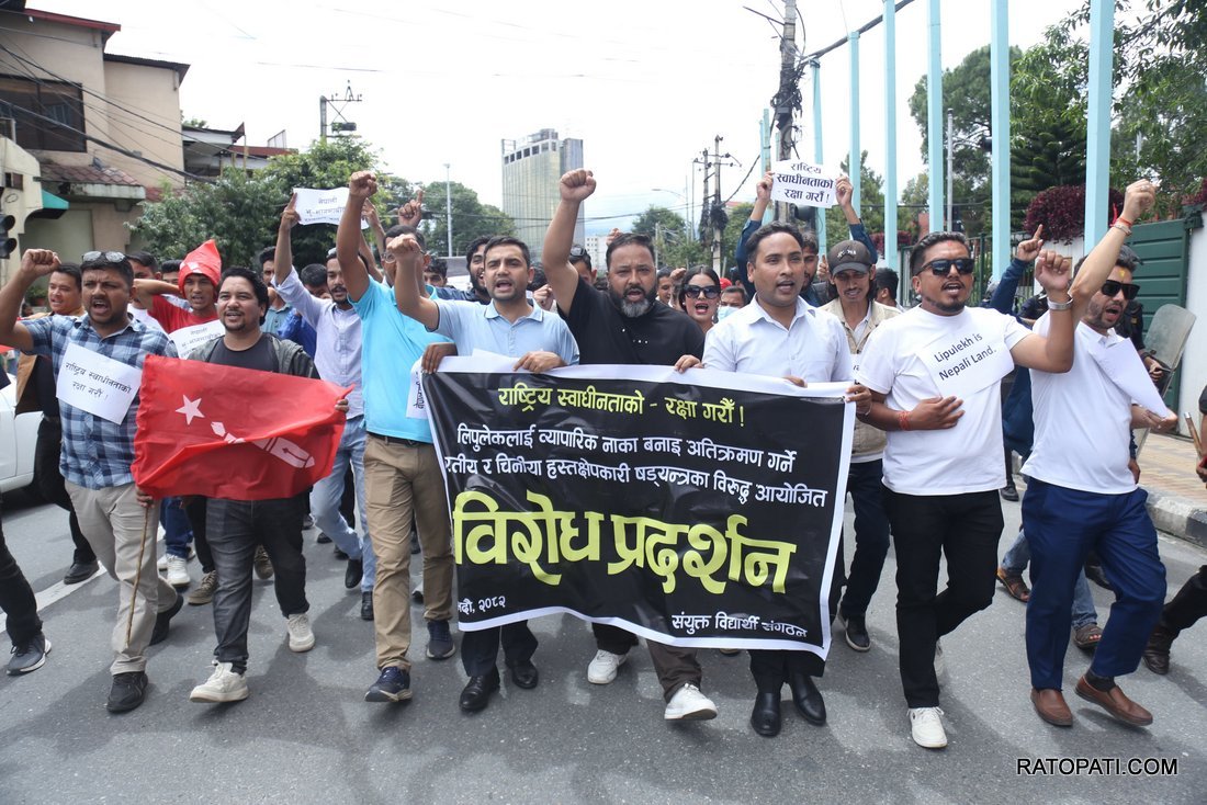 go back india china (9)