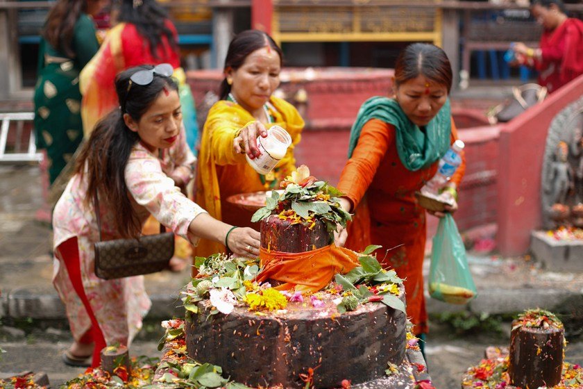 Gokarneshwor Mandir_shrawan_Sombar_-22