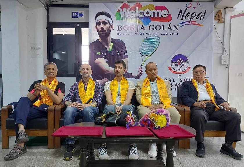 स्पेनी प्रशिक्षक गोलानले नेपाली स्क्वास खेलाडीलाई प्रशिक्षण दिने