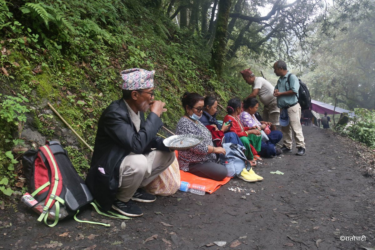 Gosaikunda_ (5)