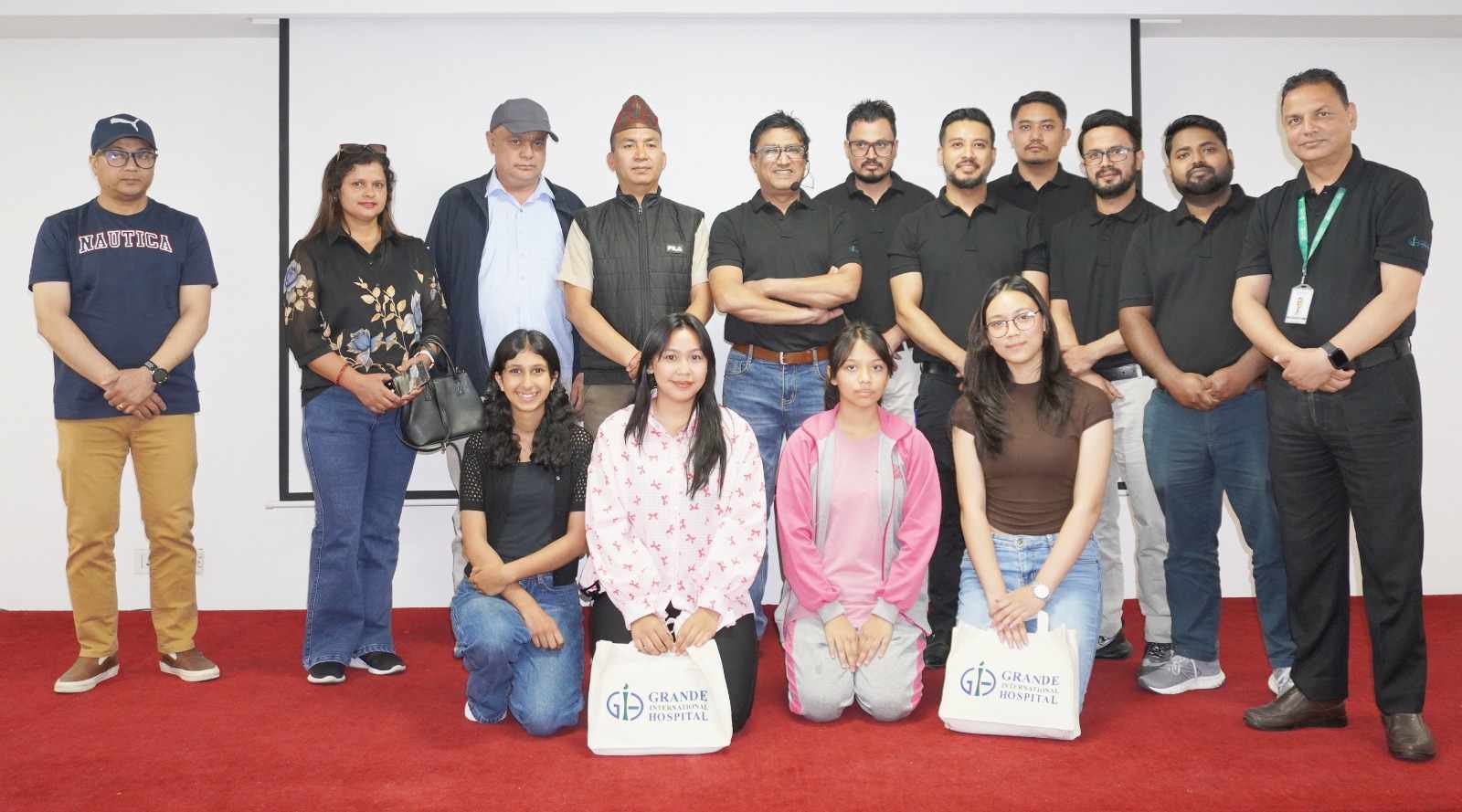 ग्राण्डी अस्पतालमा स्कोलियोसिस सम्बन्धी सचेतनामूलक कार्यक्रम सम्पन्न