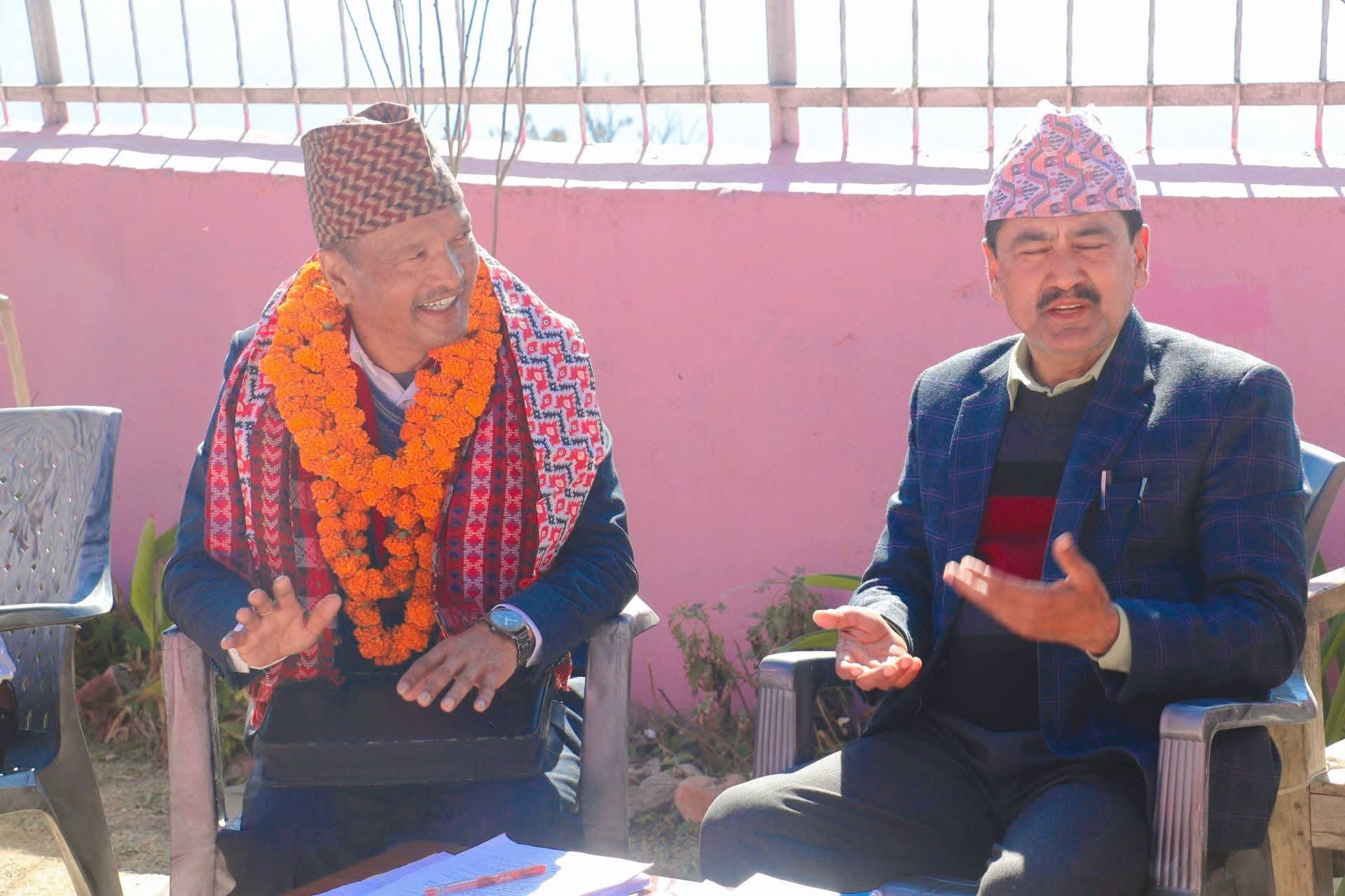 गुलाबजंग शाहले दर्ता गराए उम्मेदवारी