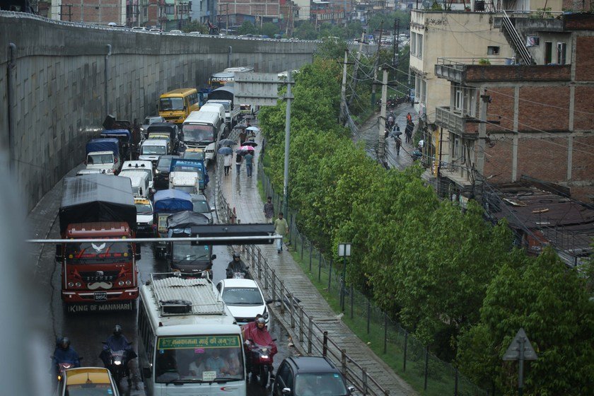 Gwarko overpass_Traffic_Jam_-157