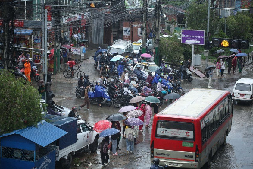 Gwarko overpass_Traffic_Jam_-161