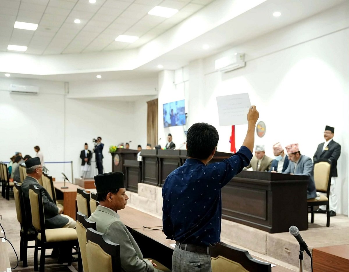   आफूलाई संसद् बैठकबाट निष्कासन गर्न हर्कराज राईको माग