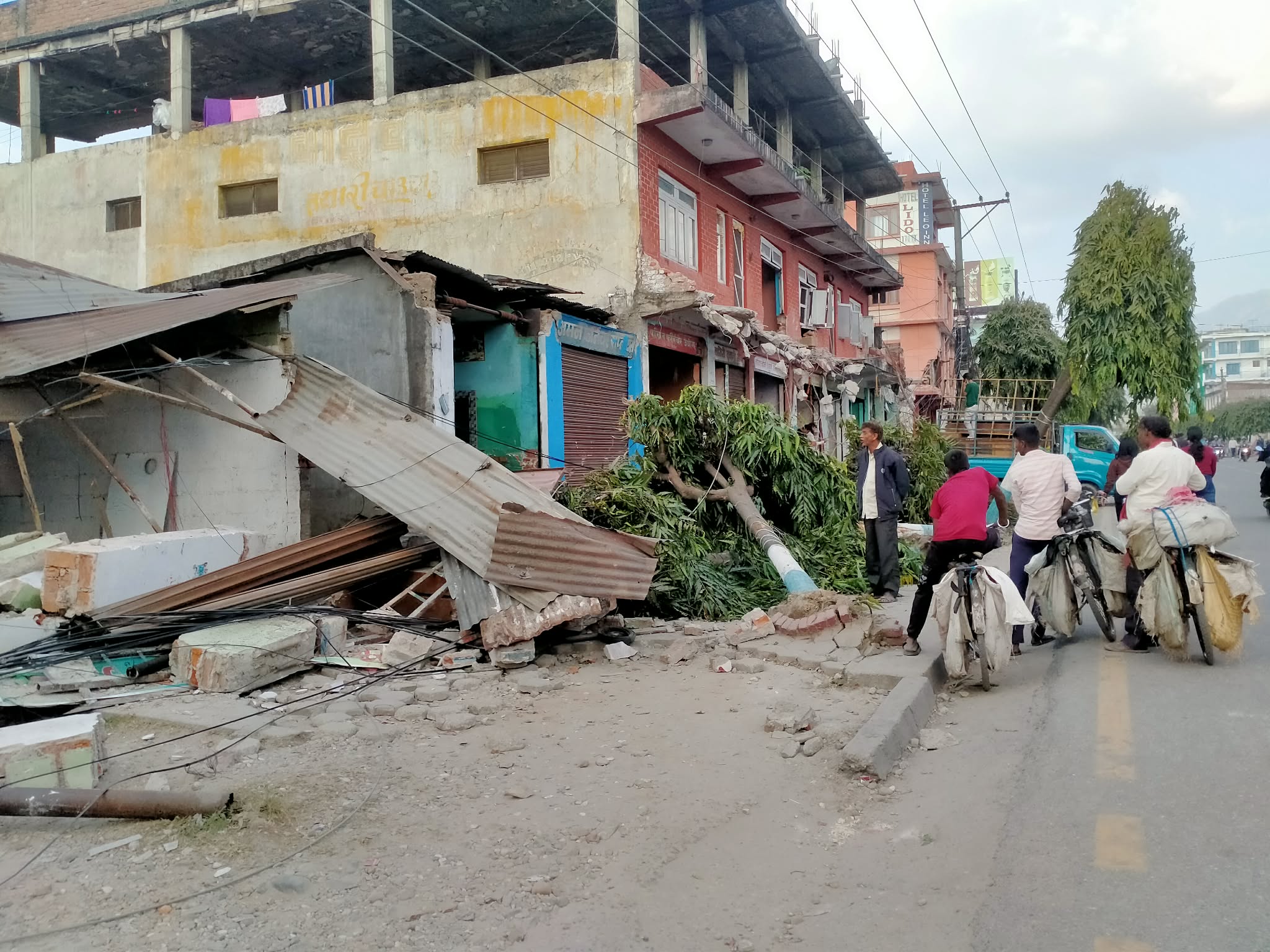 hetauda sadak bistar (1)