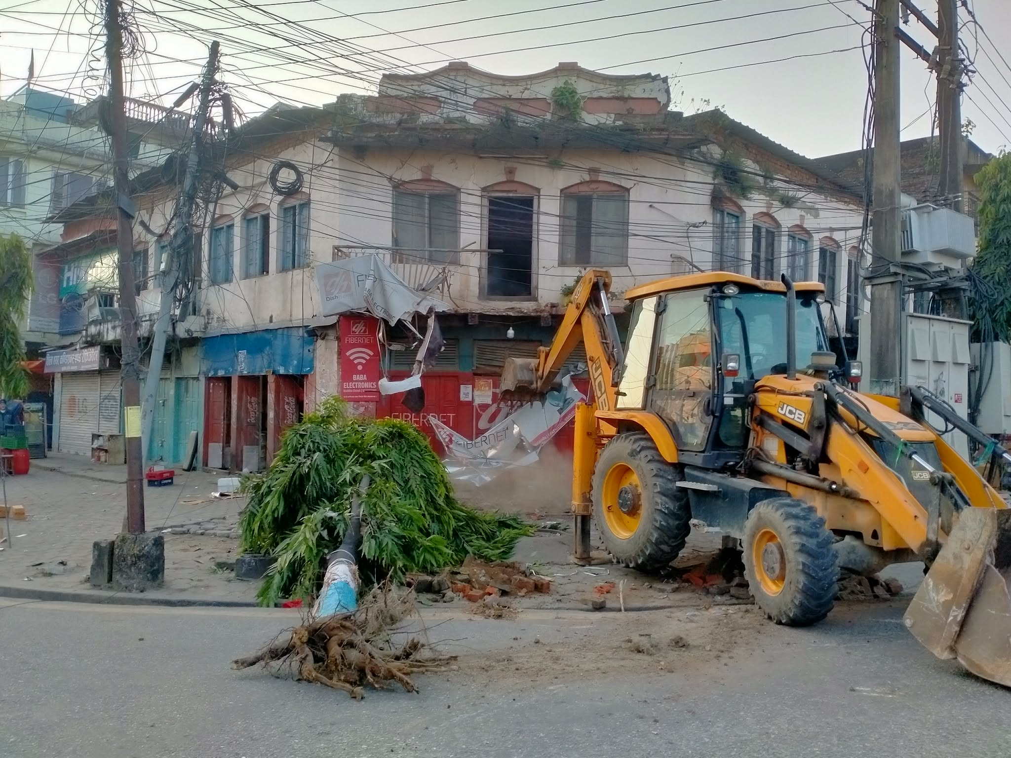   हेटौँडा सडक विस्तार विरुद्धको मुद्दाबारे सर्वोच्चमा सुनुवाइ हुँदै